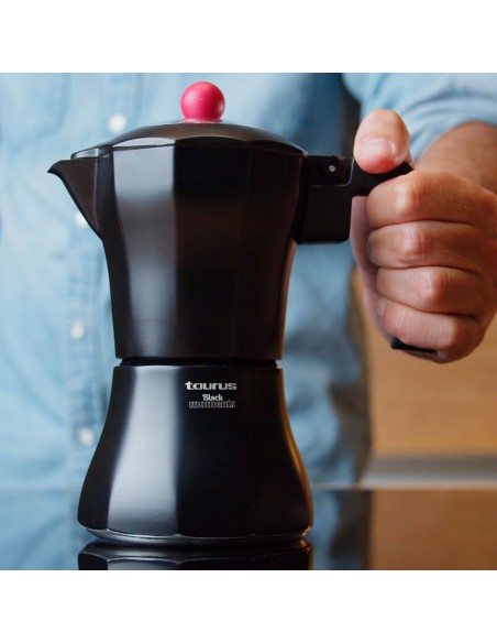 Włoska kawiarka o eleganckim designie na 9 filiżanek kawy Taurus Black Moments 9 - Zaparzacze i kawiarki Włoska kawiarka o eleganckim designie na 9 filiżanek kawy Taurus Black Moments 9 8414234840820 4