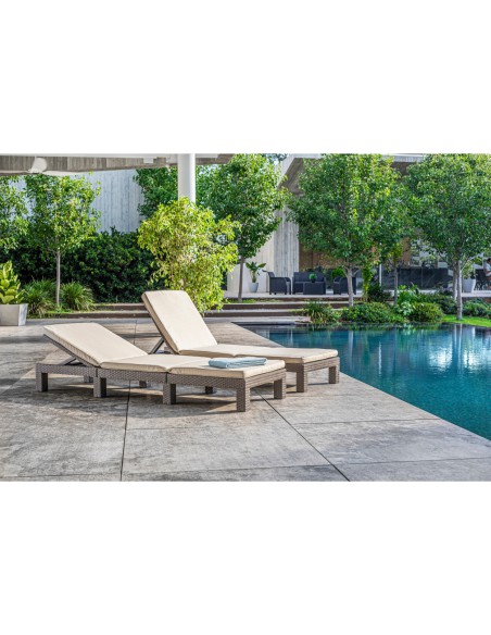 Cappuccino regulowany leżak ogrodowy z poduszką Allibert by Keter Daytona 8711245152868 8