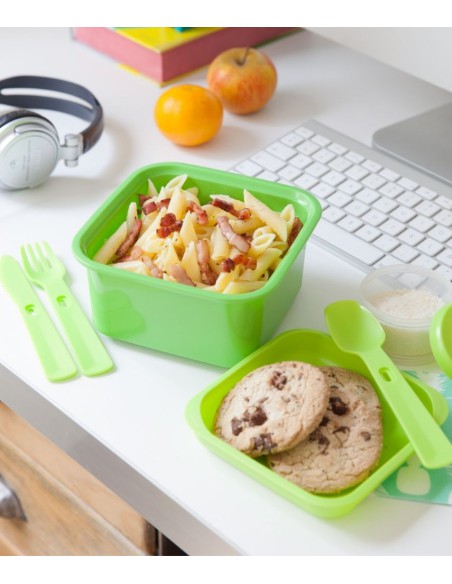 Zielony lunchbox ze sztućcami 1,1l Curver 3253920950000 3