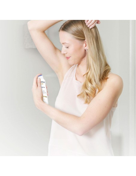 Orzeźwiający spray antyperspirant Dove Original 250ml 3 sztuki - Strona główna Orzeźwiający spray antyperspirant Dove Original 250ml 3 sztuki 8717163997345 2