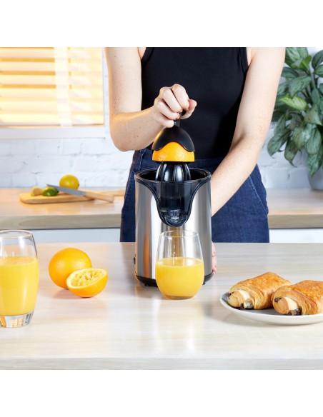 Elektryczna wyciskarka do soków z cytrusów 100W Petra - Małe AGD Elektryczna wyciskarka do soków z cytrusów 100W Petra 5054061474008 14