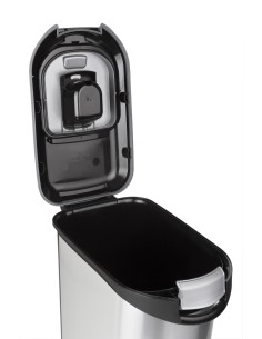 Pojemnik na karmę dla domowych zwierząt 12kg 35l na kółkach Curver 3253923905113 2