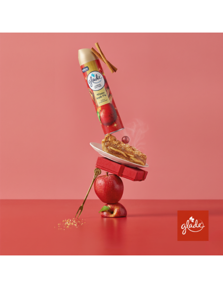 Jesienny oświeżacz powietrza w sprayu Glade Warm Apple Pie 300 ml 5000204416466 4